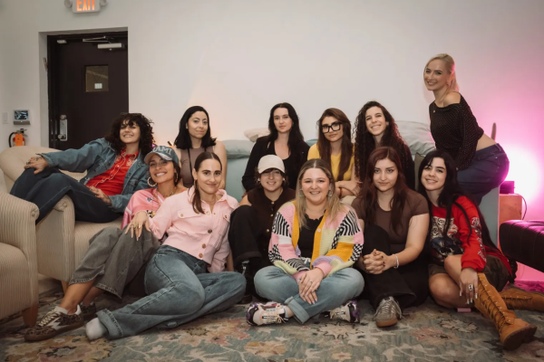 Shirel representa a Chile en Miami: La cantante fue invitada por su disquera a encuentro de mujeres artistas